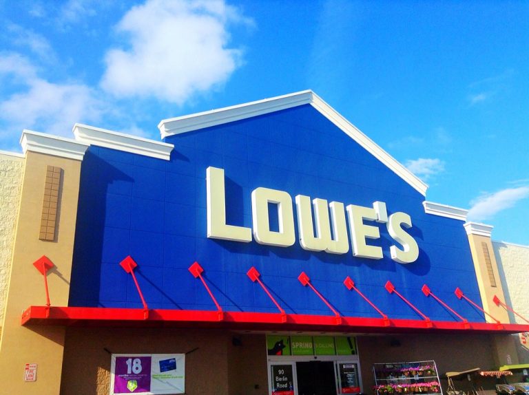 lowes